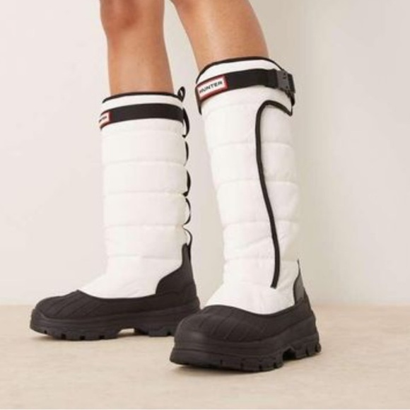 NWT Hunter Women's Intrepid Tall Buckle White Snow Boots Insulated Size 10